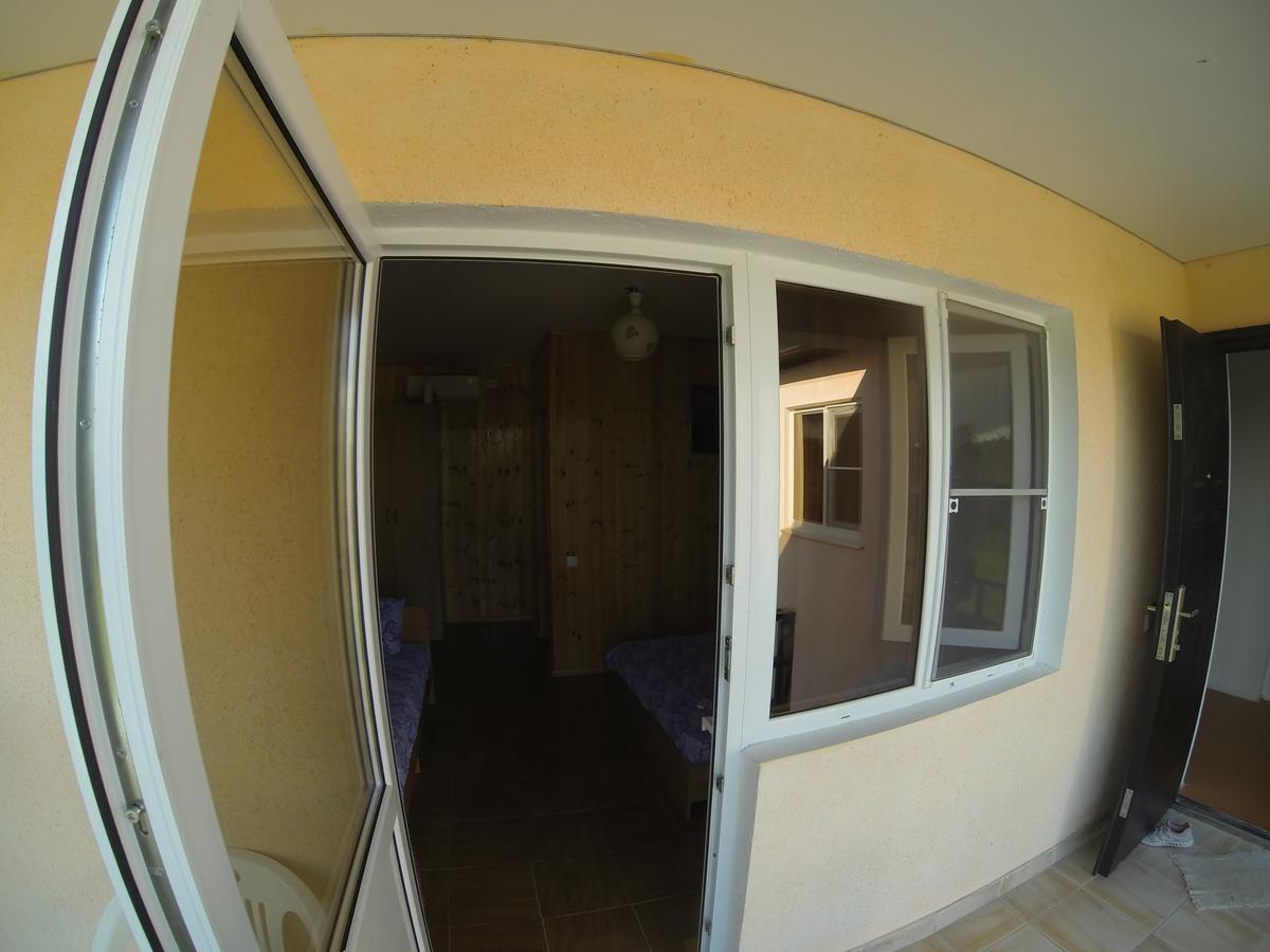 Guest House On Sayat-Nova 7A Alakhadzi Ngoại thất bức ảnh